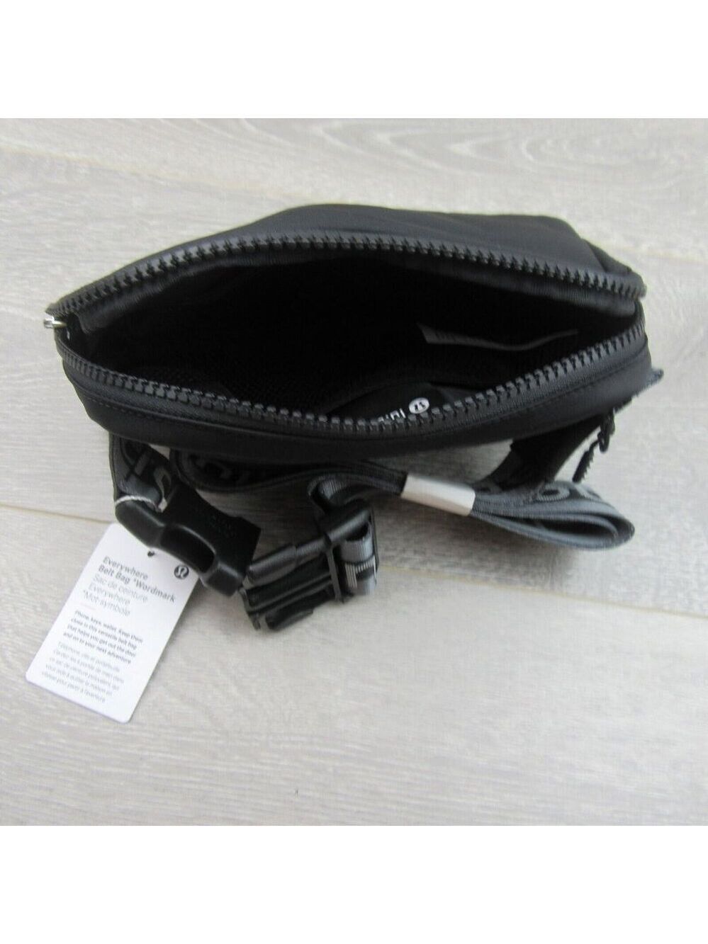 Lululemon Everywhere Belt Bag "Wordmark" Black (1L) Travel Vacation NEW - Picture 10 of 16